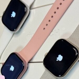 Apple Smartwatch - Pink and White